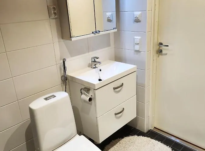 Tasokas 2 H + K + S Soederkullassa - Huikeat Naekoealat Sipoo